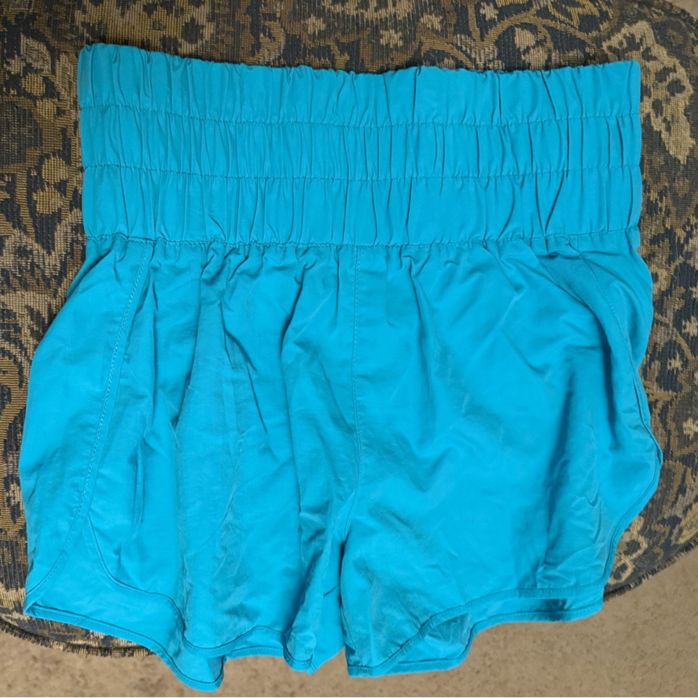 Zenana Windbreaker Smocked Waistband Skorts Large